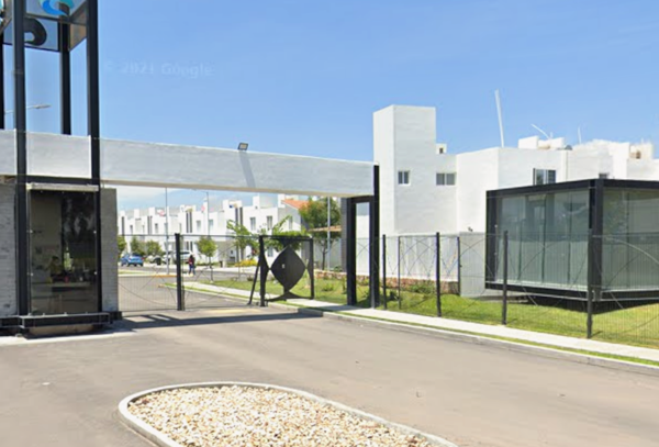 Casa en venta en Residencial Fontana, Celaya — foto 2 de 18
