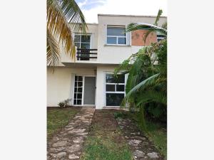 Casa en venta en Playa del Sol, Solidaridad, Quintana Roo