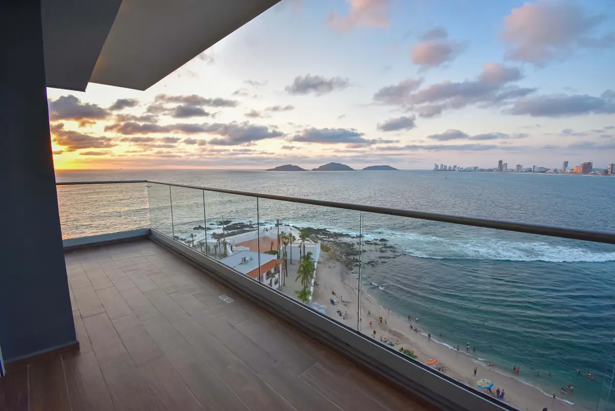Departamento en venta en Mazatlán Centro, Mazatlán — foto 1 de 41