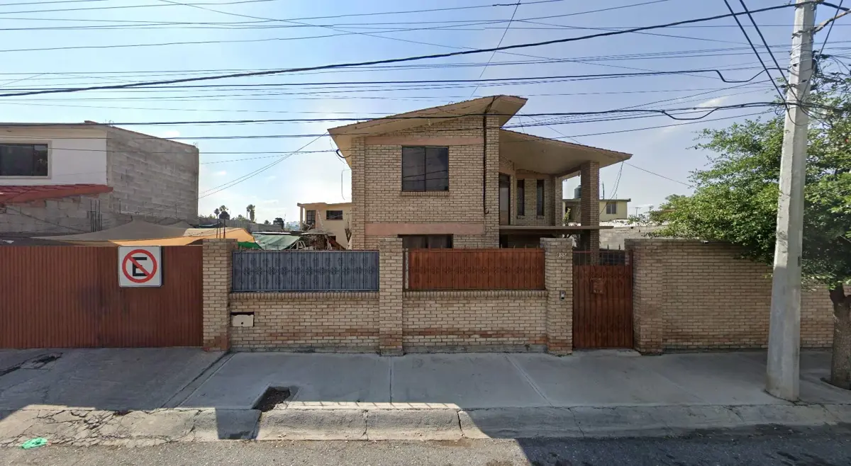 Casa en venta en America, Saltillo — foto 1 de 12