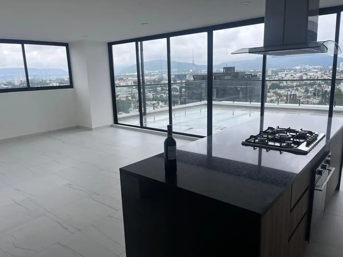 Departamento en venta en Jardines de La Patria, Zapopan — foto 1 de 19