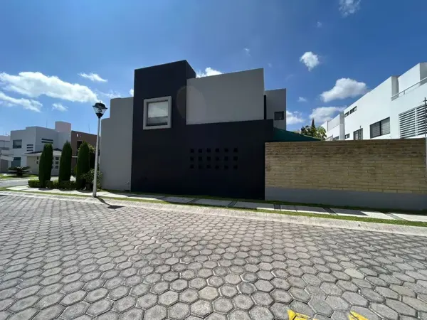 Casa en venta en Lomas de Angelópolis, San Andrés Cholula — foto 2 de 8