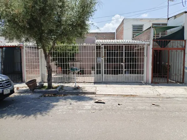 Casa en venta en Los Álamos, Gómez Palacio, Durango Casa en venta en Los Álamos, Gómez Palacio, Durango