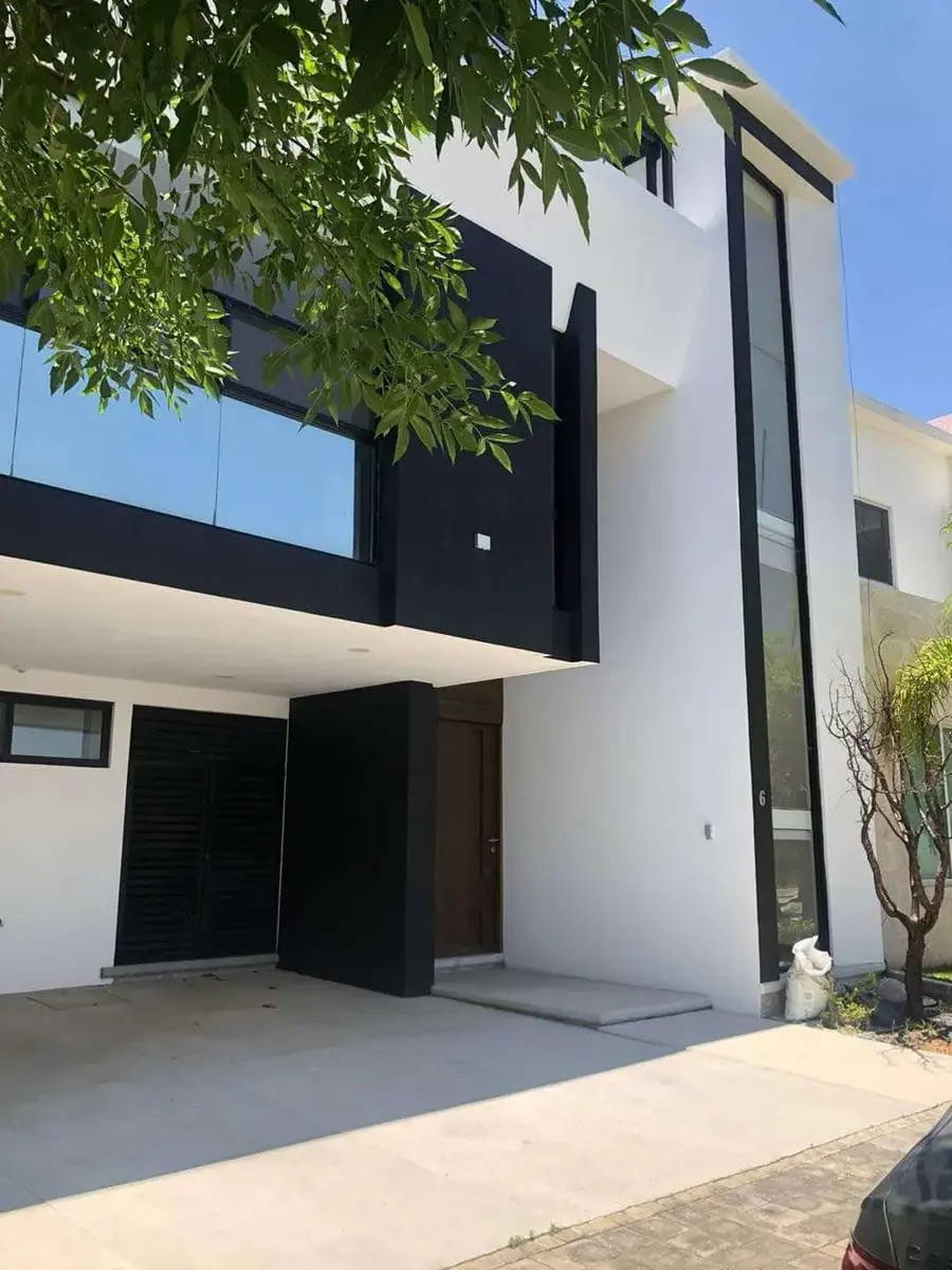 Casa en renta en Lomas de Angelópolis, San Andrés Cholula — foto 1 de 22