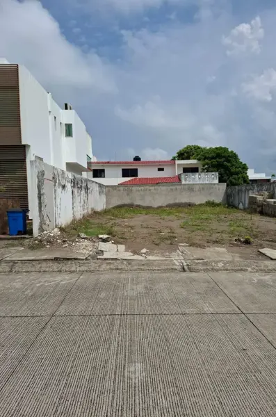 Terreno en venta en Las Lomas Residencial, Alvarado, Veracruz de Ignacio de la Llave Terreno en venta en Las Lomas Residencial, Alvarado, Veracruz de Ignacio de la Llave