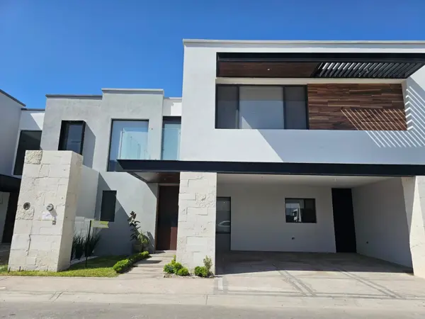 Casa en venta en Los Viñedos, Torreón — foto 2 de 22