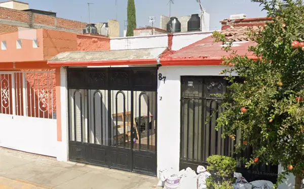 Casa en venta en INFONAVIT la Paz, San Juan del Río — foto 2 de 14