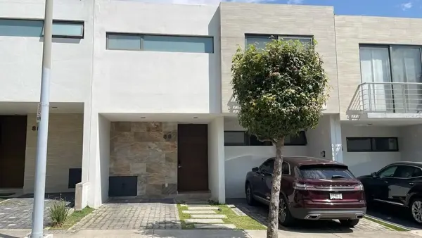 Casa en El Palomar, Tlajomulco de Zúñiga, Jalisco