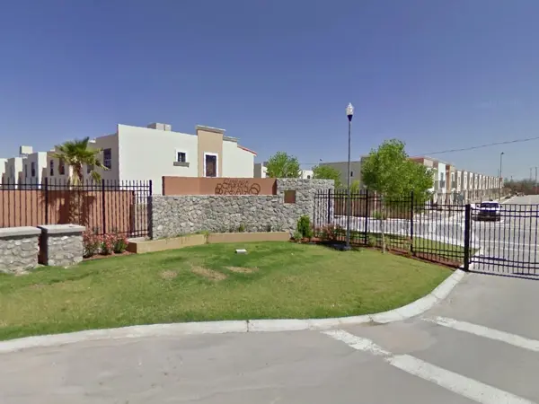 Casa en venta en Cerrada Basalto, Juárez — foto 2 de 10
