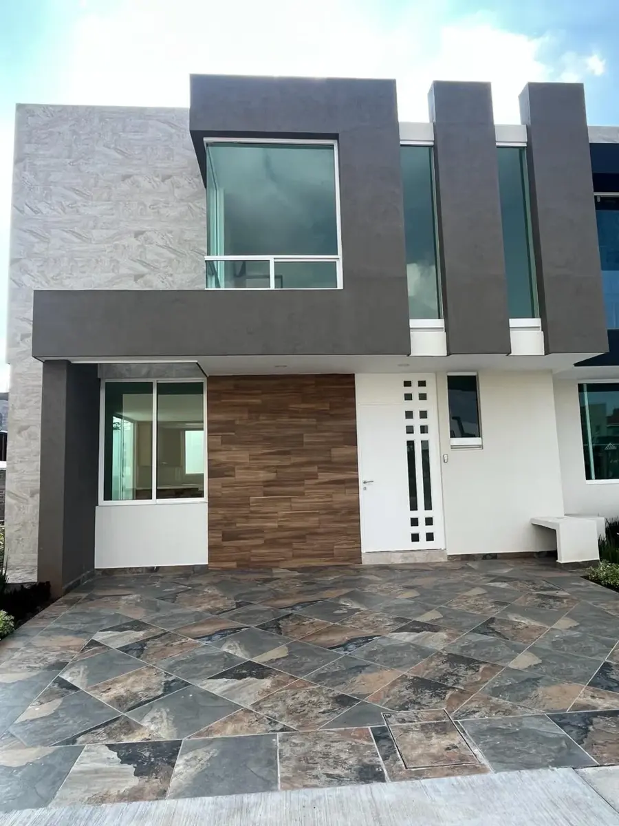 Casa en venta en Ampliación La Huerta, Morelia — foto 1 de 42