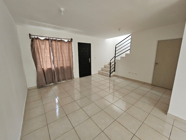 Casa en venta en Ciudad del Sol Sección Valle de Santiago, Querétaro — foto 2 de 14