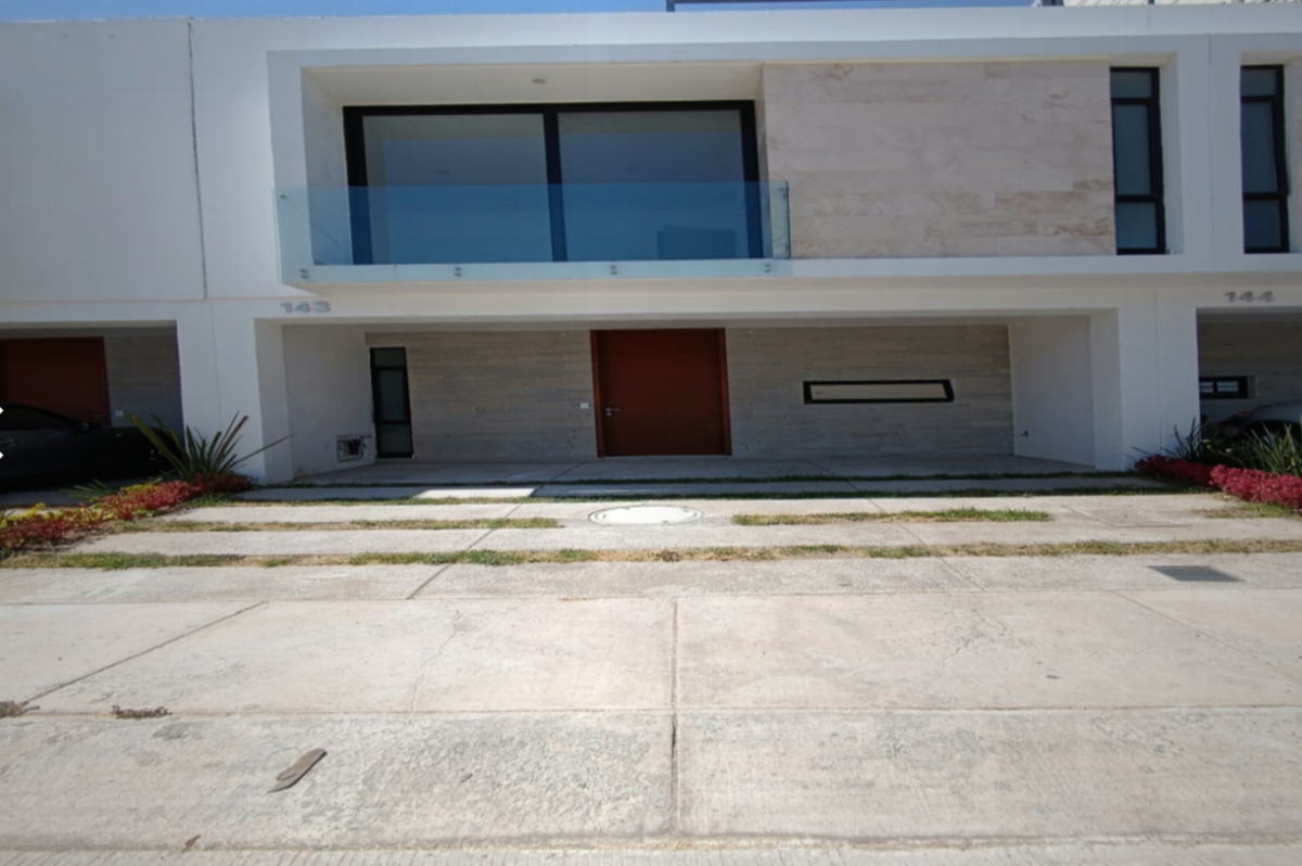 Casa en venta en Bosques Santa Anita, Tlajomulco de Zúñiga — foto 1 de 17