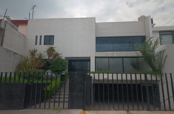 Casa en Ciudad Satelite, Naucalpan de Juárez, México