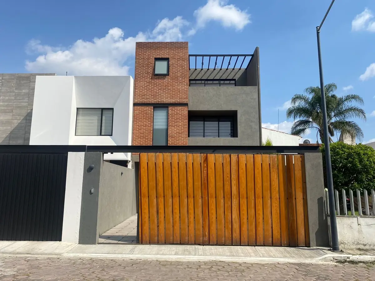 Casa en renta en Ex-Hacienda la Carcaña, San Pedro Cholula — foto 1 de 31