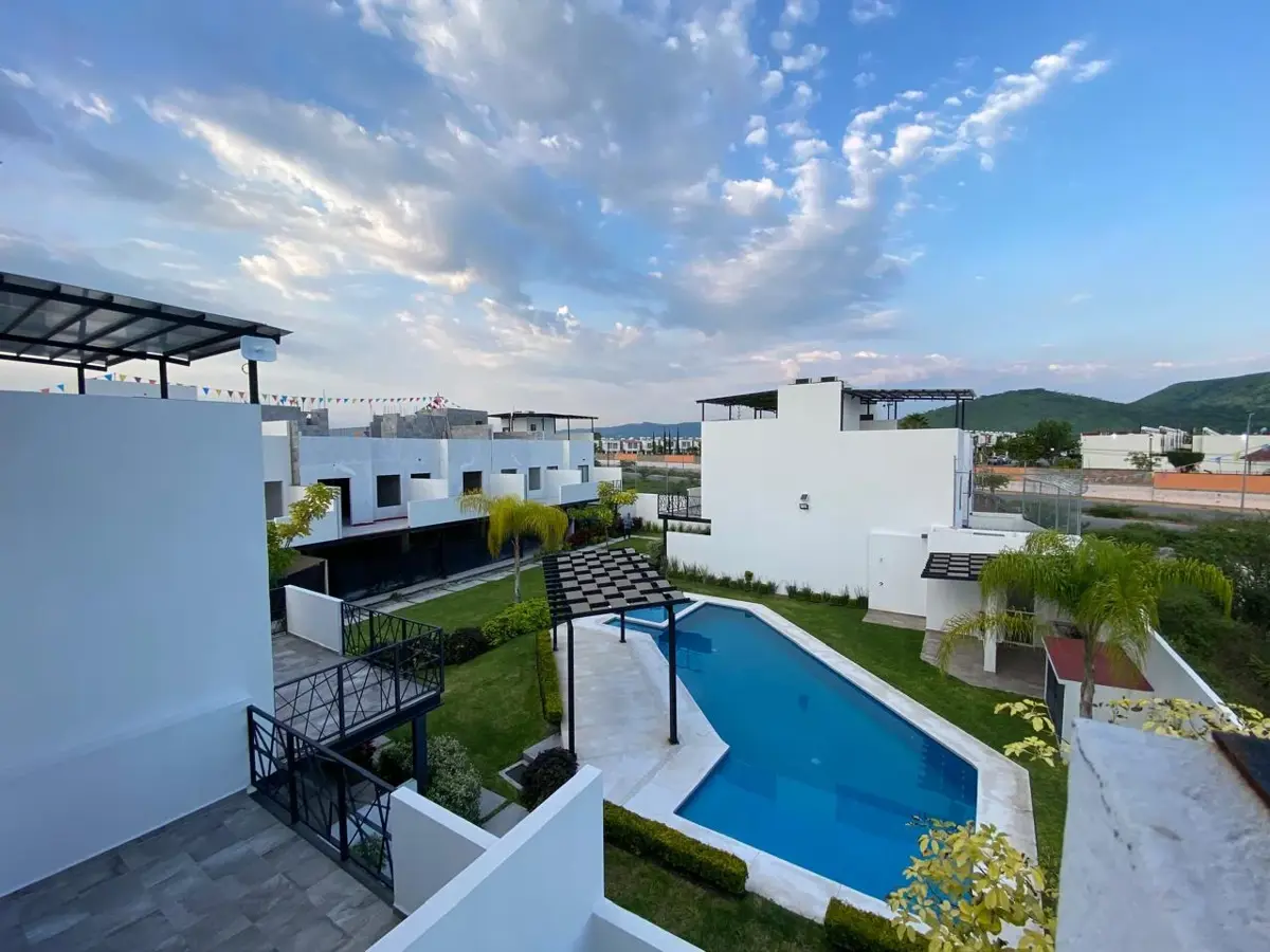 Casa en venta en Club de Golf Santa Fe, Xochitepec — foto 1 de 11