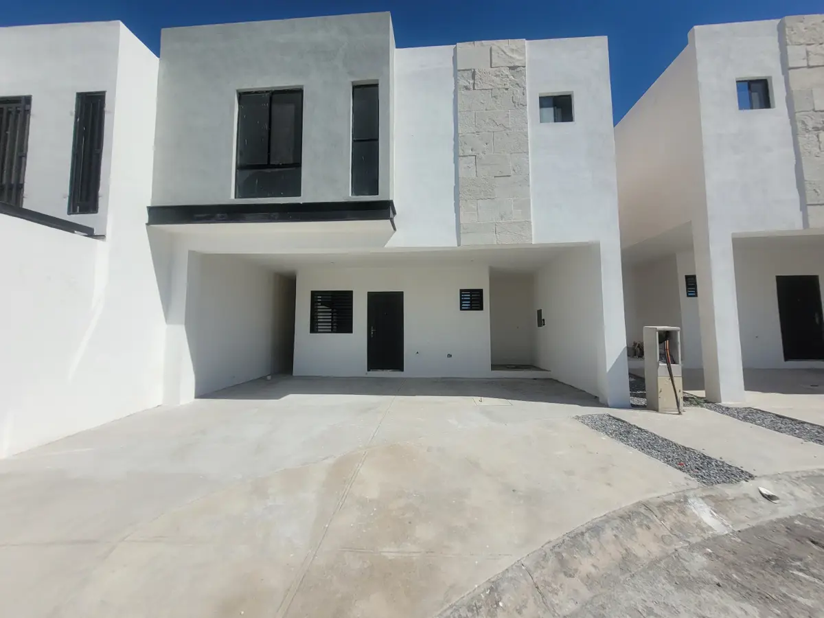 Casa en venta en Nuevo Mirasierra, Saltillo — foto 1 de 21