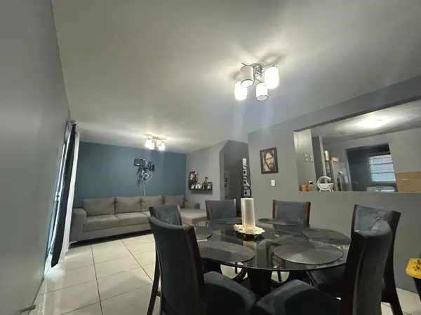 Casa en venta en Hacienda los Morales, San Nicolás de los Garza — foto 3 de 25