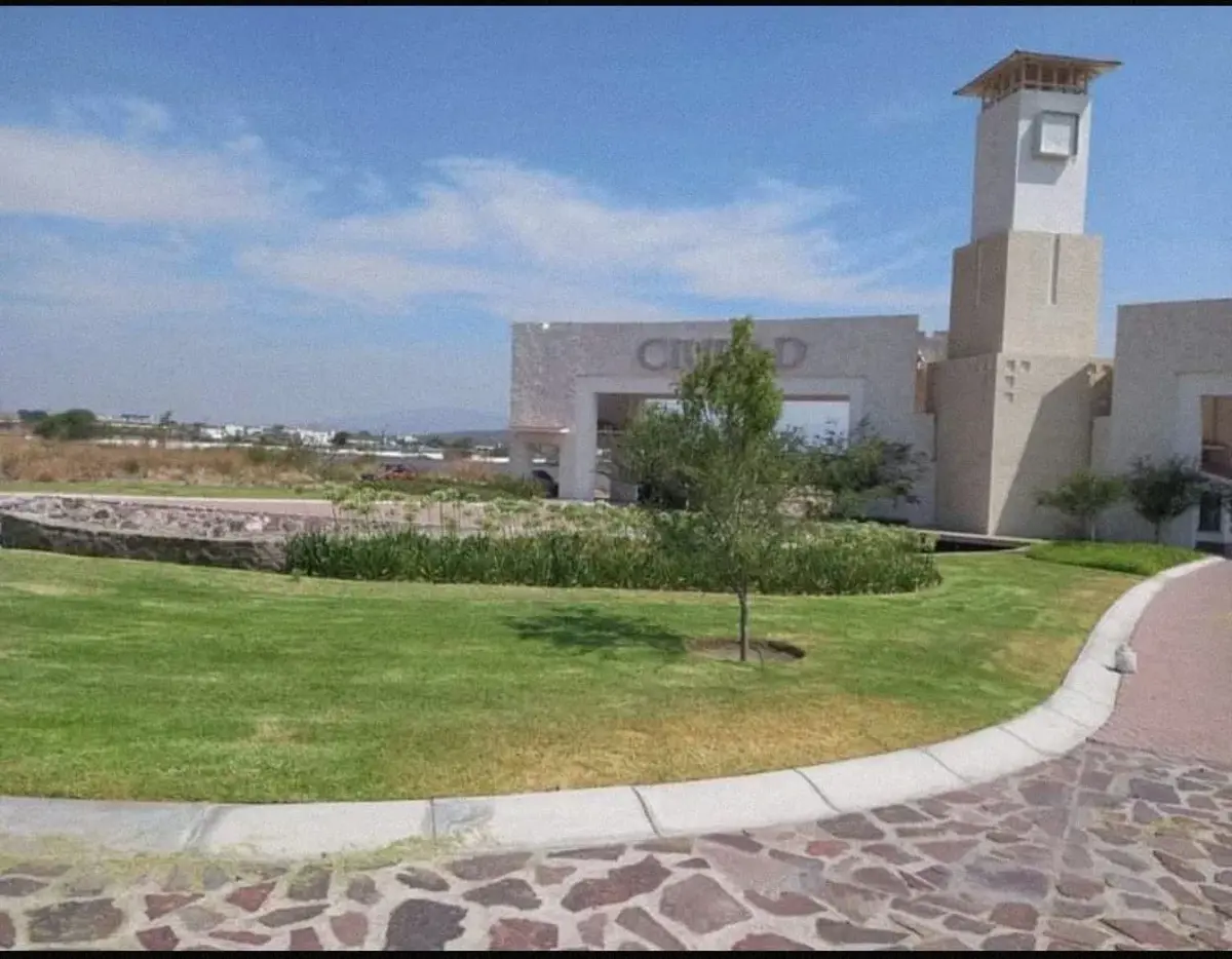 Terreno en venta en Ciudad Maderas Sur II, Apaseo El Alto — foto 1 de 8