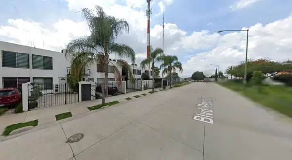 Casa en venta en Jardines de Los Naranjos, León — foto 3 de 11