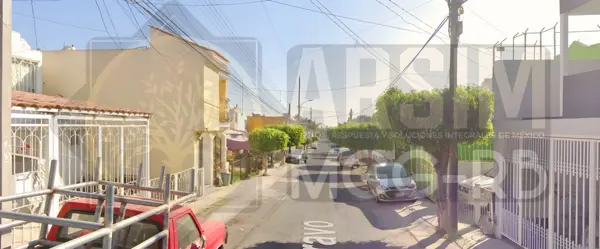 Casa en venta en Francisco Villa, Zapopan — foto 3 de 64