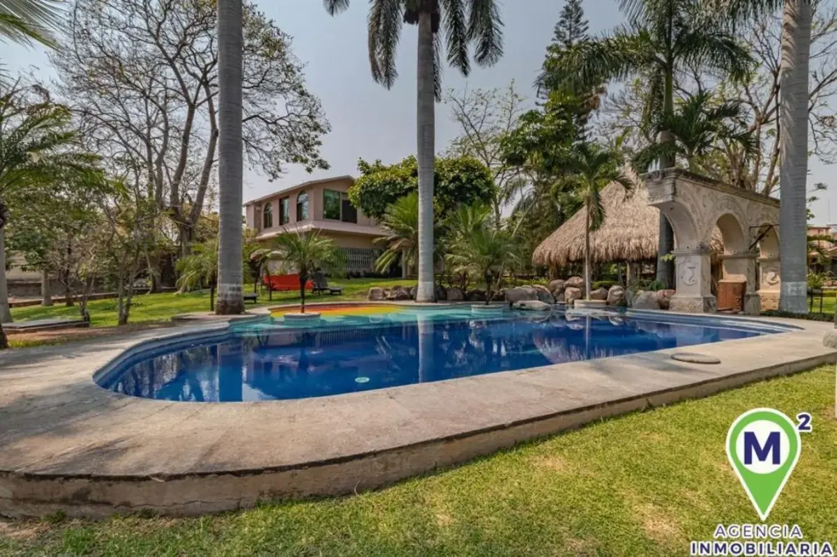 Casa en renta en Lazaro Cardenas, Xochitepec — foto 1 de 26