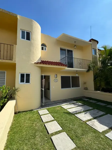 Casa en venta en Burgos, Temixco, Morelos