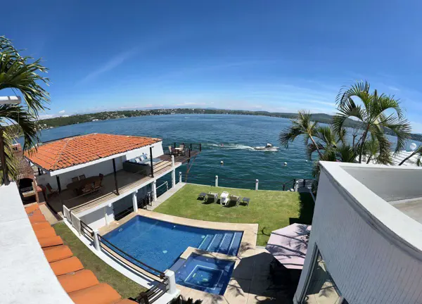 Casa en venta en Tequesquitengo, Jojutla — foto 2 de 25