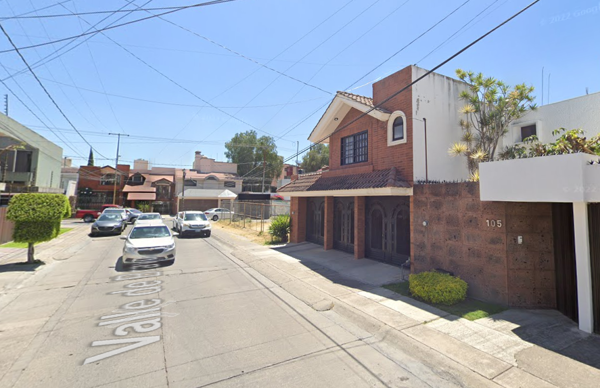 Casa en venta en Valle del Campestre, León — foto 3 de 4