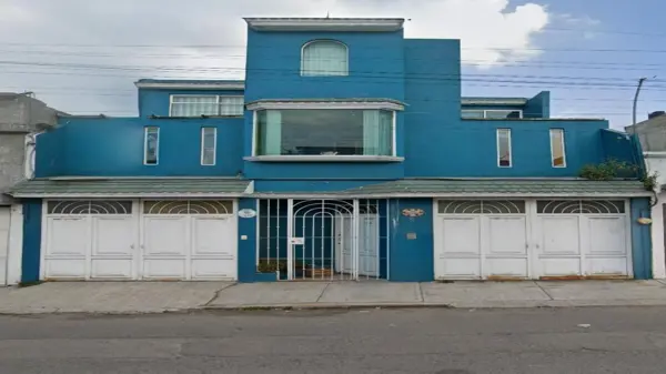 Casa en venta en Parques Nacionales, Toluca — foto 3 de 4