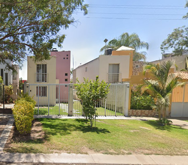 Casa en venta en Campo Sur, Tlajomulco de Zúñiga — foto 2 de 48