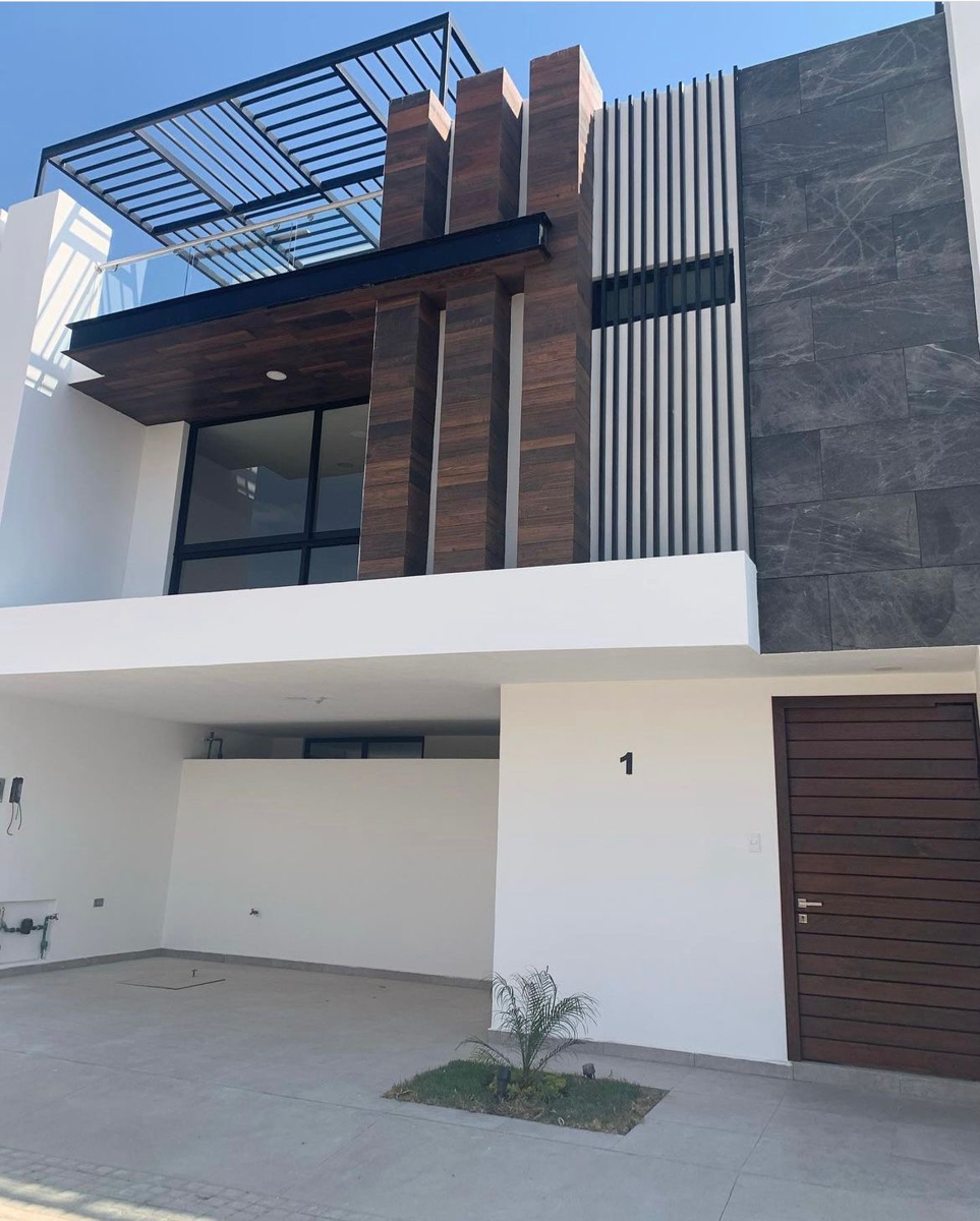 Casa en venta en Lomas de Angelópolis, San Andrés Cholula — foto 1 de 10