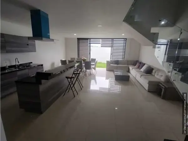 Casa en venta en Valle Imperial, Zapopan — foto 2 de 10