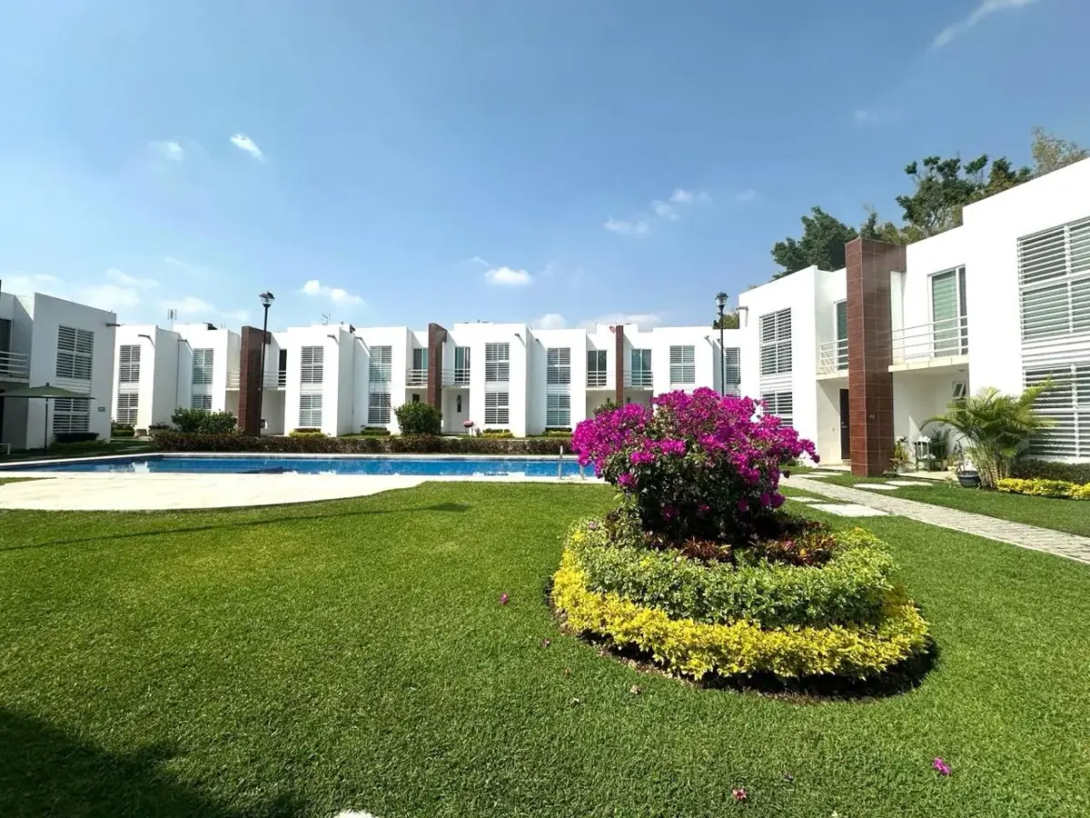 Casa en venta en Centro Jiutepec, Jiutepec — foto 1 de 16