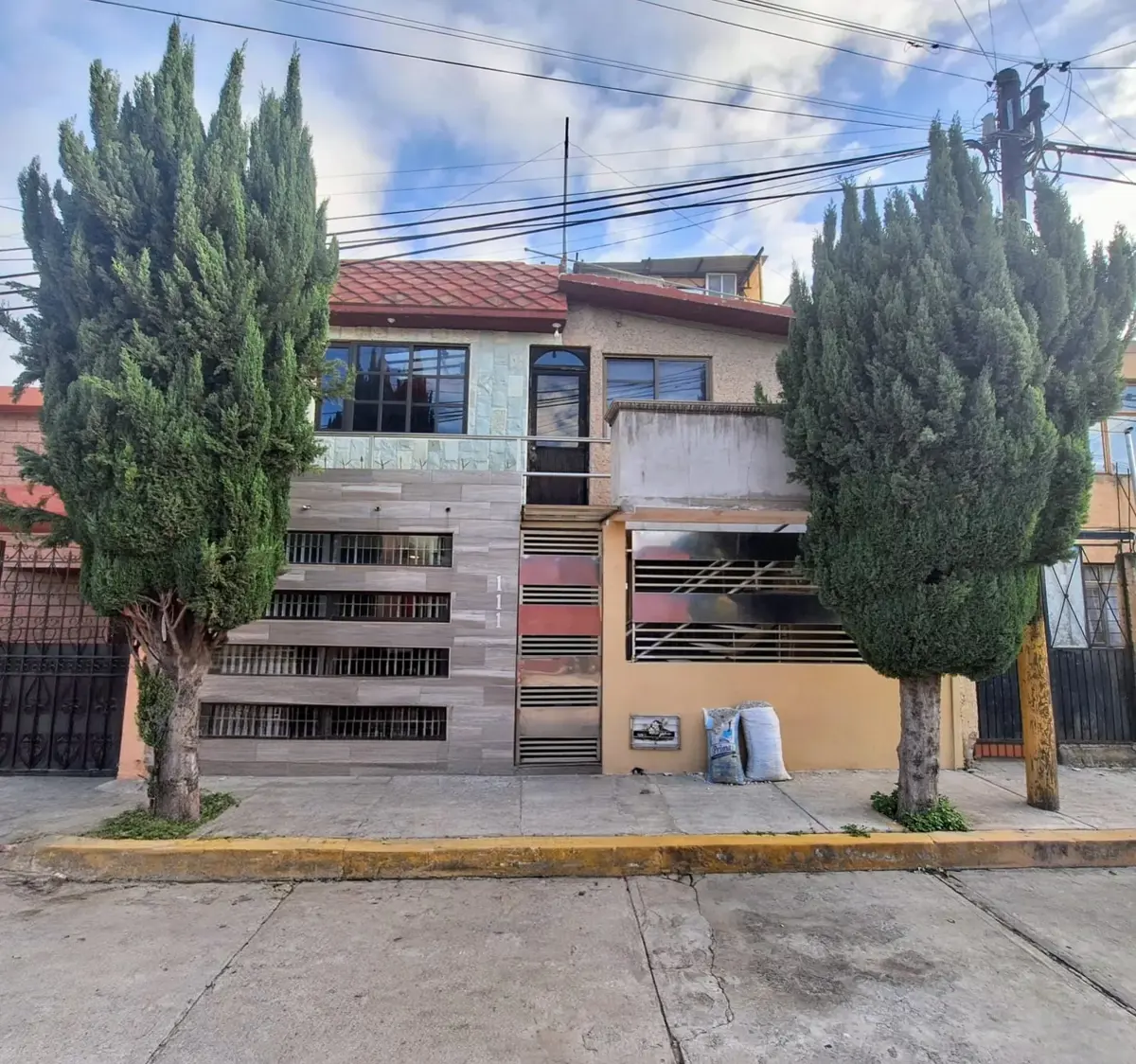 Casa en venta en Plutarco Elías Calles, Pachuca de Soto — foto 1 de 14
