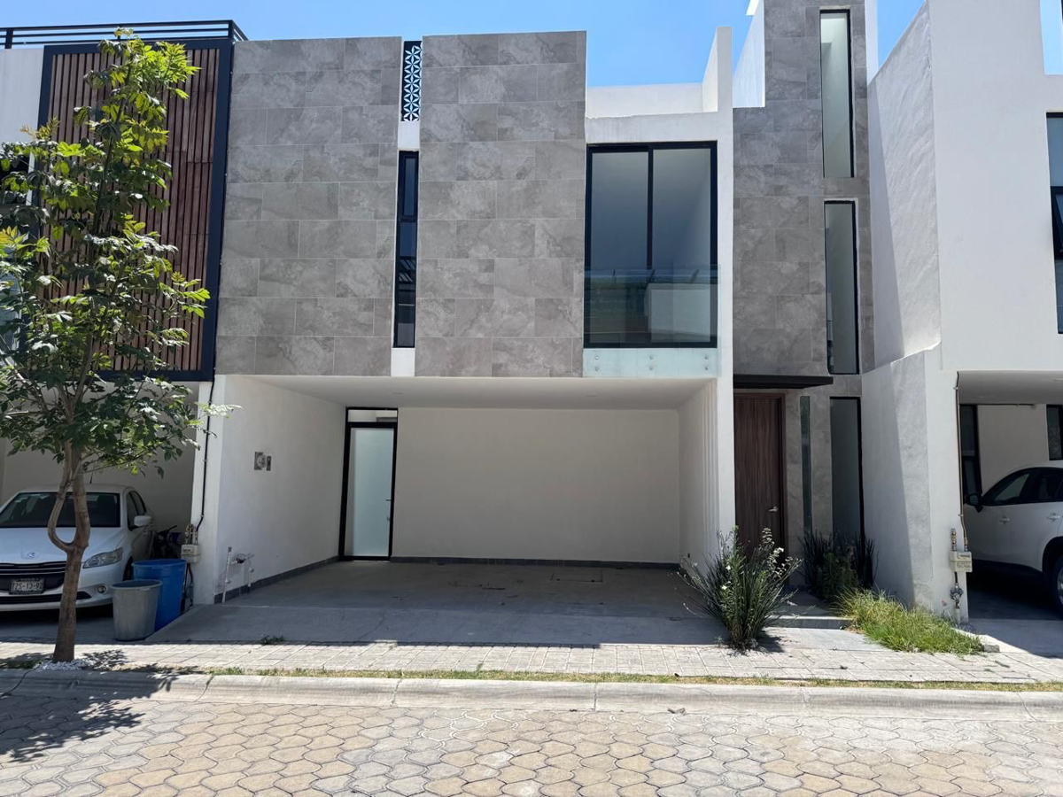 Casa en venta en Lomas de Angelópolis, San Andrés Cholula — foto 1 de 6
