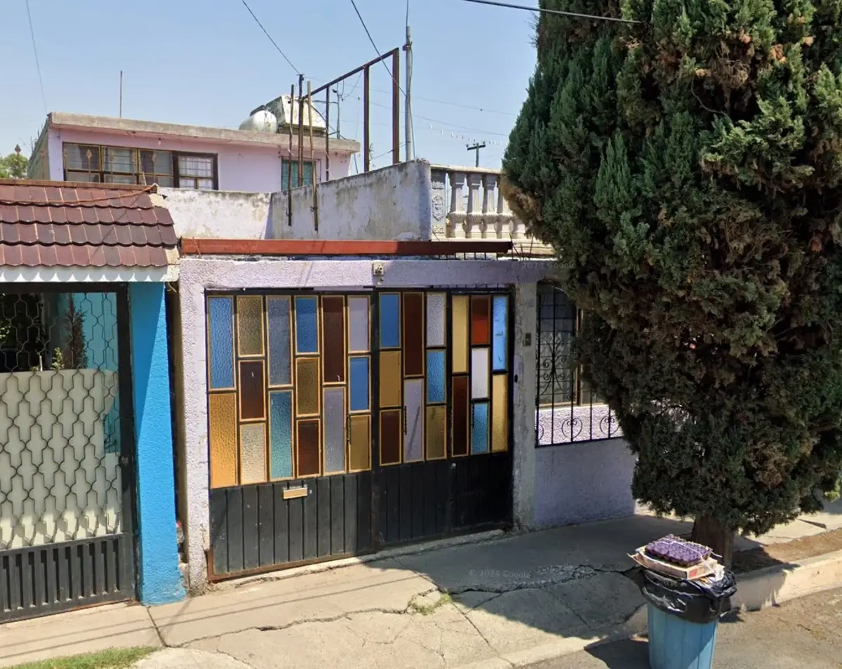 Casa en venta en Jardines de Morelos Sección Fuentes, Ecatepec de Morelos — foto 1 de 2