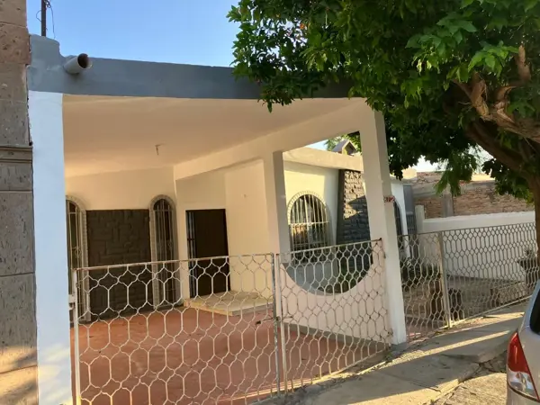 Casa en venta en Estrella, Torreón — foto 2 de 17
