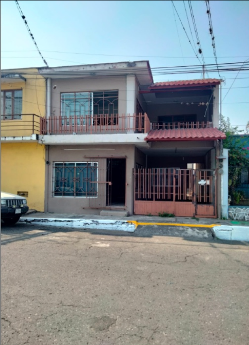 Casa en venta en Fortín de las Flores Centro, Fortín — foto 1 de 3
