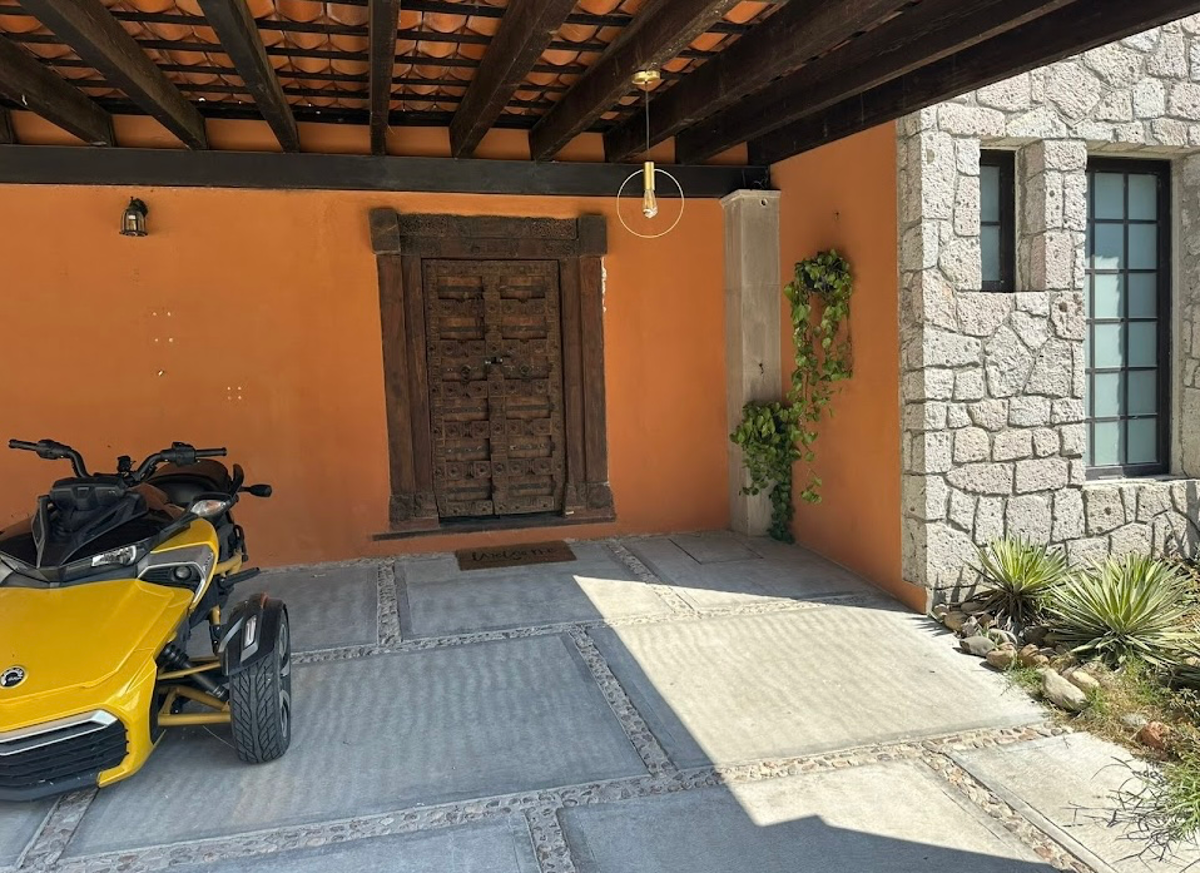 Casa en renta en Club de Golf Ventanas, San Miguel de Allende — foto 1 de 25