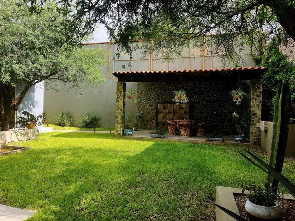Casa en renta en Poblado de Don Diego, San Miguel de Allende — foto 3 de 38