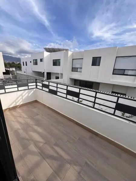 Casa en venta en Residencial los Encinos, Saltillo — foto 2 de 27