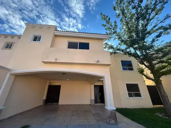 Casa en venta en La Aurora, Saltillo — foto 3 de 33