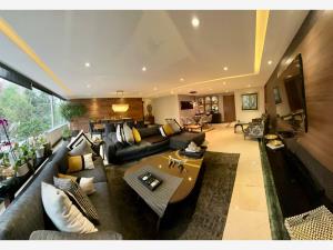 Departamento en venta en Bosques de las Lomas, Cuajimalpa de Morelos — foto 3 de 45