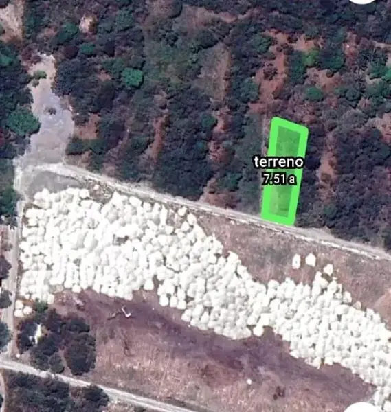 Terreno en venta en Aarón Merino, Bacalar — foto 3 de 4