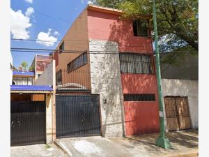 Casa en Industrial, Gustavo A. Madero, Ciudad de México