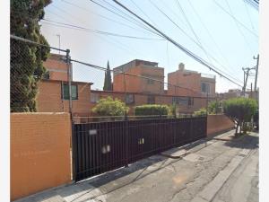 Casa en Los Reyes, Coyoacán, Ciudad de México