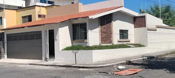 Casa en venta en Graciano Sánchez Romo, Boca del Río, Veracruz de Ignacio de la Llave Casa en venta en Graciano Sánchez Romo, Boca del Río, Veracruz de Ignacio de la Llave