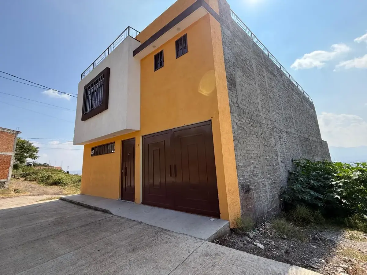 Casa en venta en Ricardo Flores Magon, Morelia — foto 1 de 38