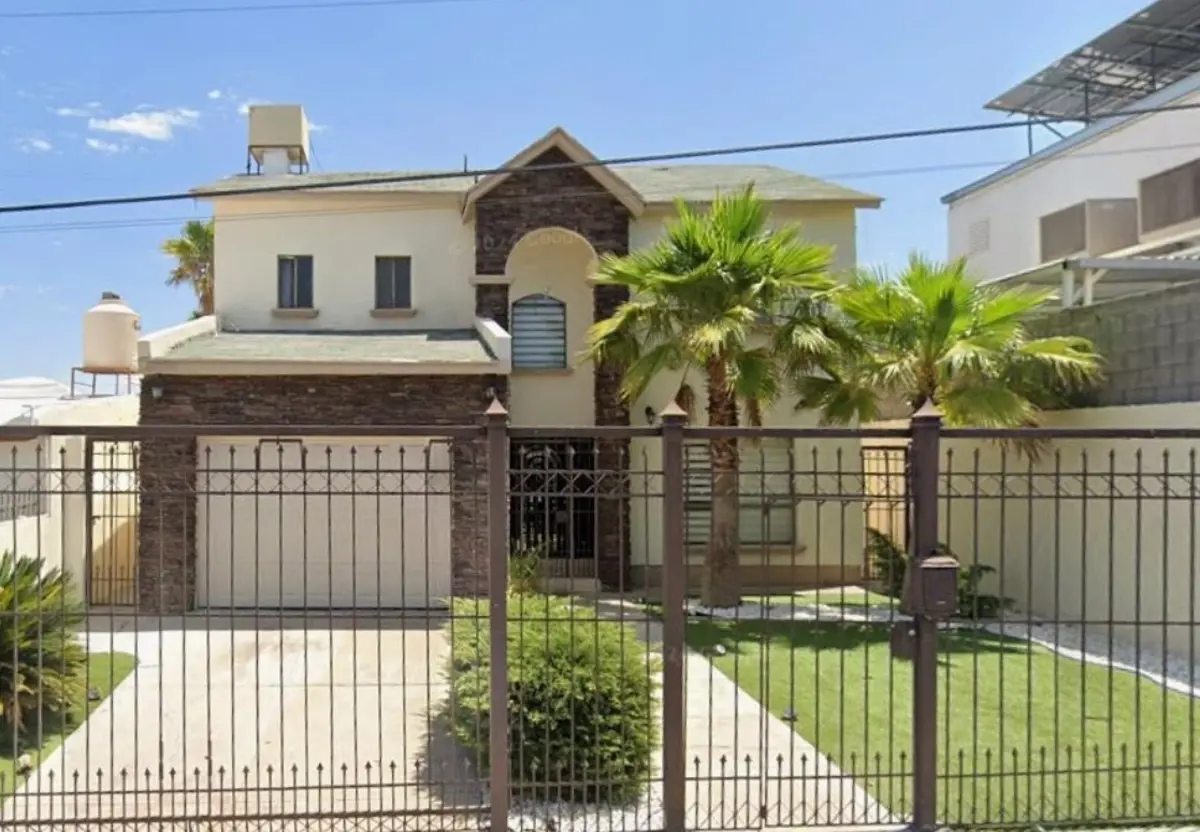 Casa en venta en Lomas la Salle, Chihuahua — foto 1 de 9