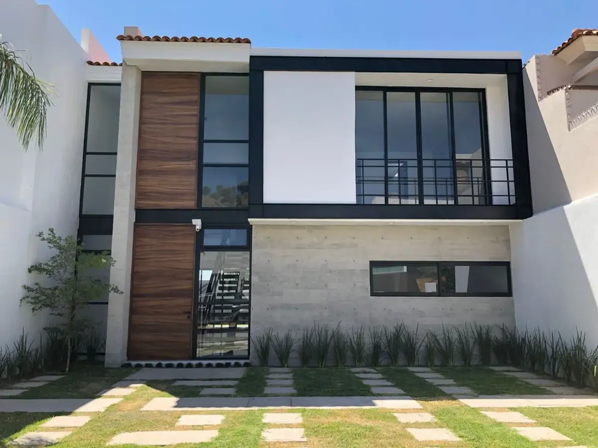 Casa en venta en Bosques Santa Anita, Tlajomulco de Zúñiga — foto 1 de 16